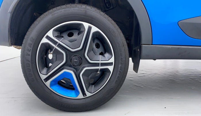2019 Tata NEXON XM 1.2, Petrol, Manual, 19,825 km, Right Rear Wheel