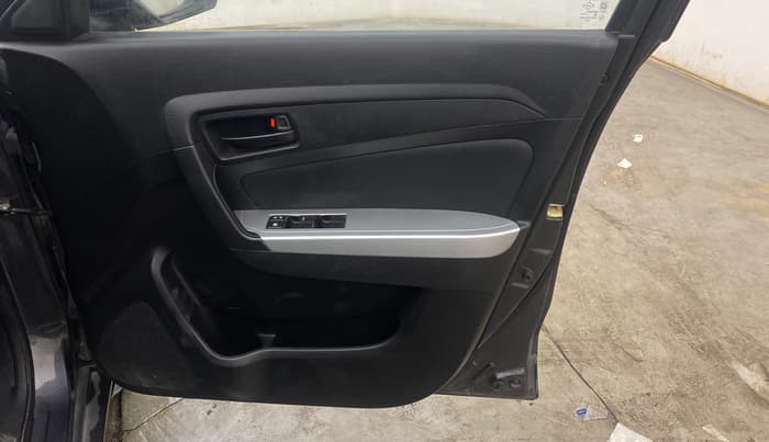2021 Maruti Vitara Brezza VXI, Petrol, Manual, 62,439 km, Driver Side Door Panels Control