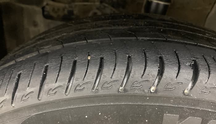 2021 Maruti Vitara Brezza VXI, Petrol, Manual, 62,439 km, Left Front Tyre Tread