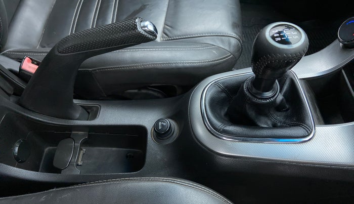 2011 Chevrolet Cruze LTZ, Diesel, Manual, 89,148 km, Gear Lever