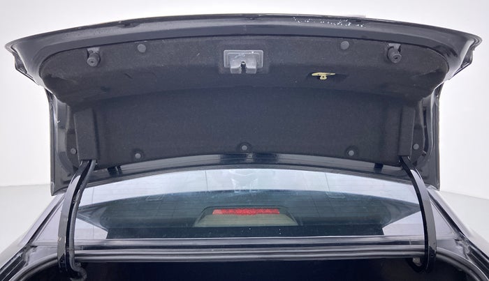 2011 Chevrolet Cruze LTZ, Diesel, Manual, 89,148 km, Boot Door Open