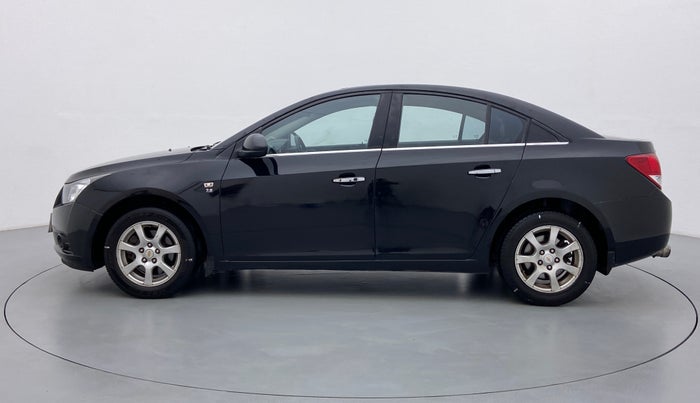 2011 Chevrolet Cruze LTZ, Diesel, Manual, 89,148 km, Left Side