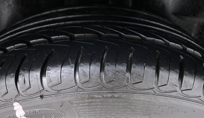 2011 Chevrolet Cruze LTZ, Diesel, Manual, 89,148 km, Left Rear Tyre Tread