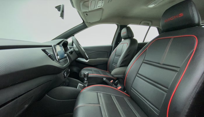 2019 Nissan Kicks XV PETROL, Petrol, Manual, 39,567 km, Right Side Front Door Cabin