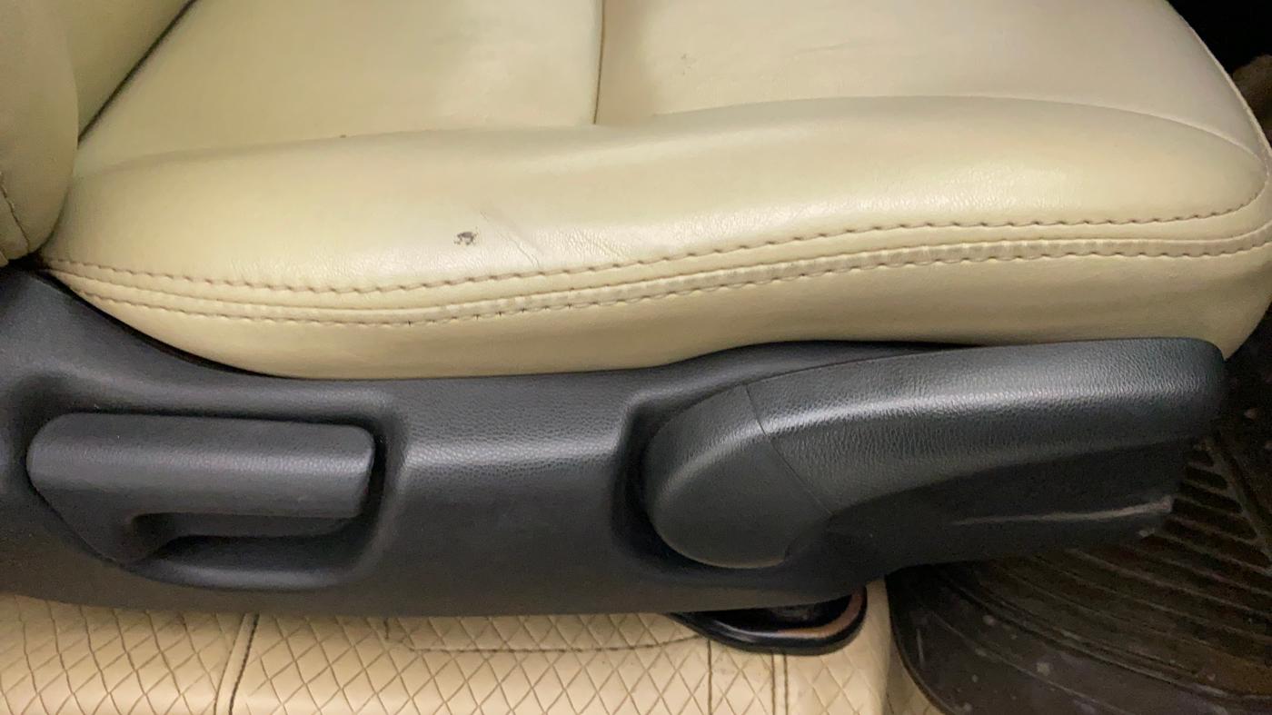 2015 Honda Jazz 1.2L I-VTEC V AT, Petrol, Automatic, 91,800 km, Driver Side Adjustment Panel