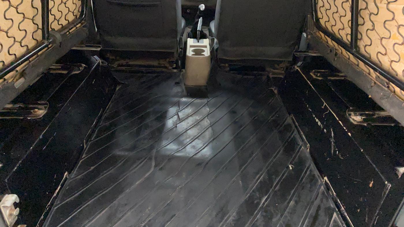2017 Mahindra Thar CRDE 4X4 BS IV, Diesel, Manual, 46,425 km, Boot Inside