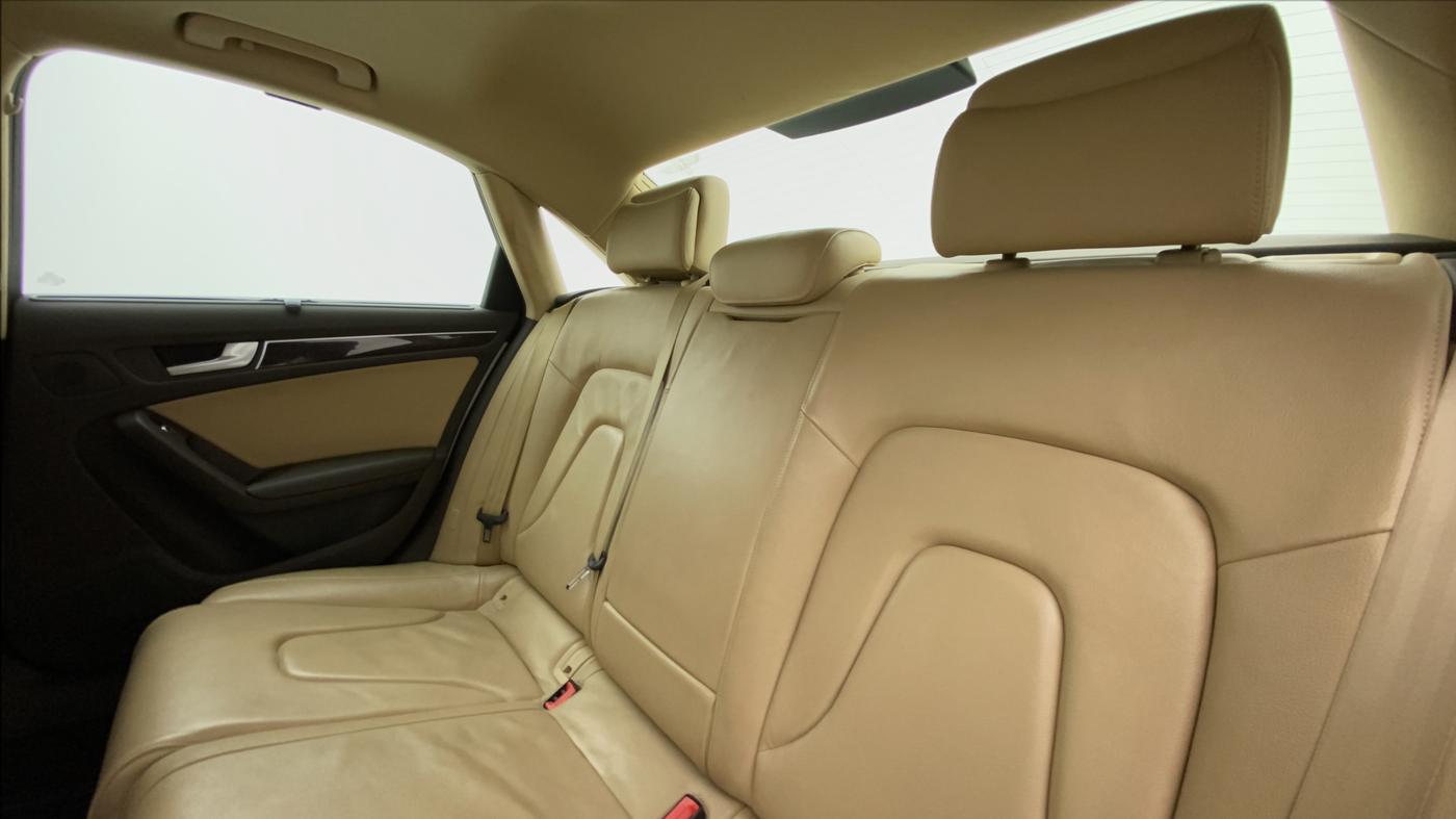 2014 Audi A4 2.0 TDI 174BHP, Diesel, Automatic, 44,779 km, Right Side Rear Door Cabin