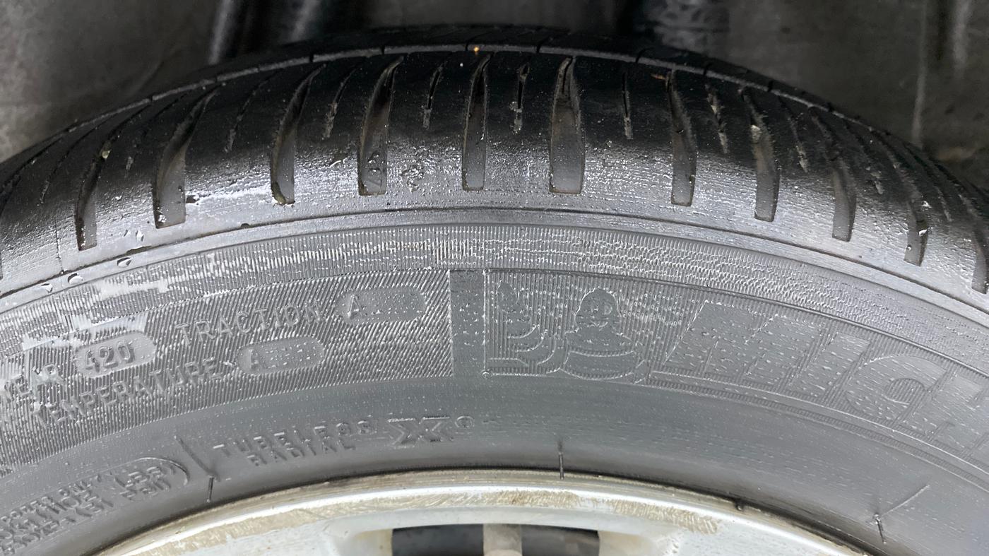 2013 Honda City V MT PETROL, Petrol, Manual, 65,747 km, Left Rear Tyre Tread