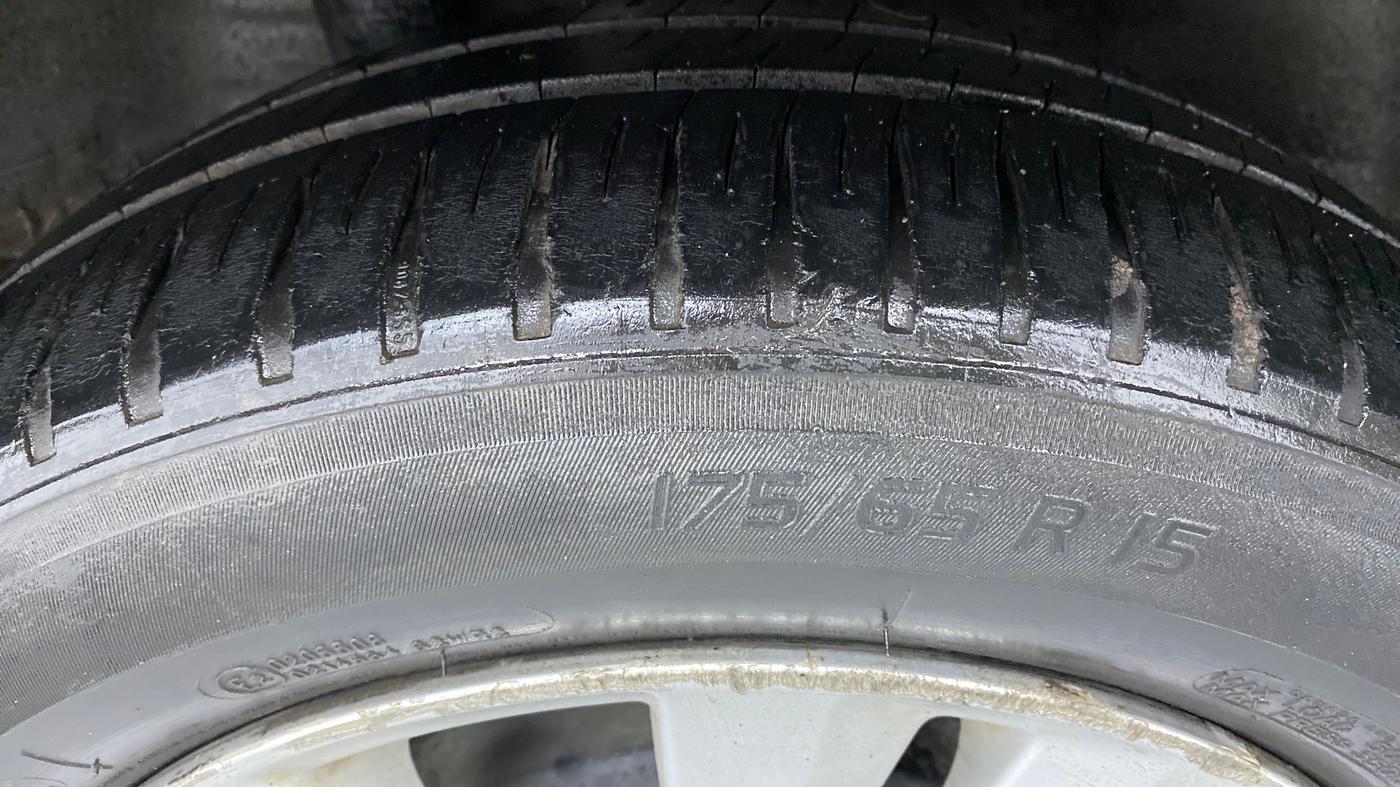 2013 Honda City V MT PETROL, Petrol, Manual, 65,747 km, Right Rear Tyre Tread
