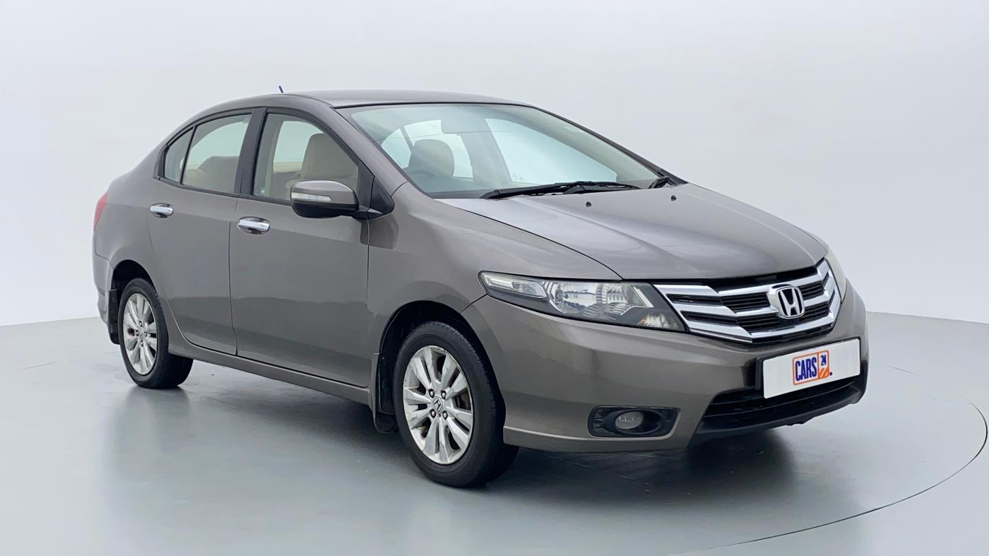 2013 Honda City V MT PETROL, Petrol, Manual, 65,747 km, Right Front Diagonal (45- Degree) View