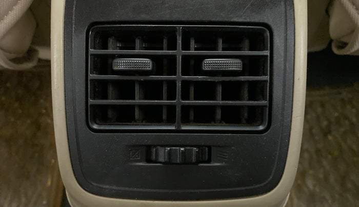 2019 Maruti Dzire VDI, Diesel, Manual, 63,769 km, Rear AC Vents