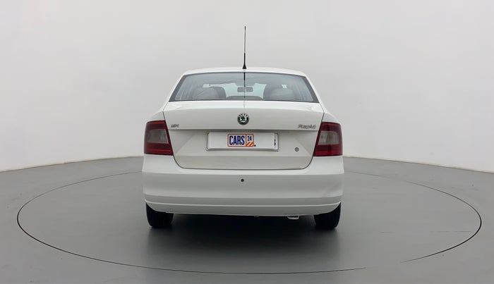 2012 Skoda Rapid AMBITION 1.6 MPFI MT, Petrol, Manual, 91,301 km, Back/Rear