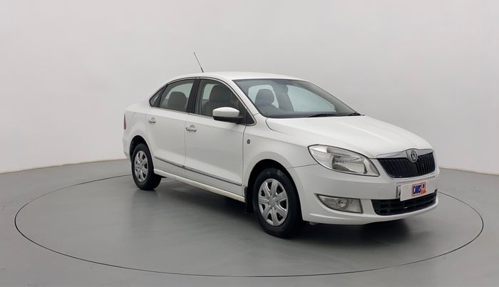 2012 Skoda Rapid AMBITION 1.6 MPFI MT, Petrol, Manual, 91,301 km, Right Front Diagonal