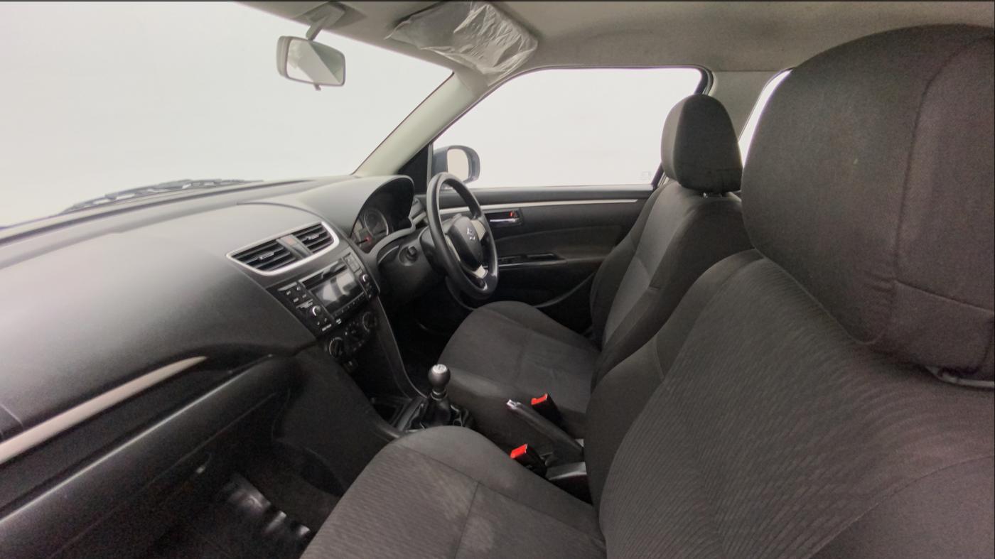 2016 Maruti Swift VXI, Petrol, Manual, 60,812 km, Right Side Front Door Cabin