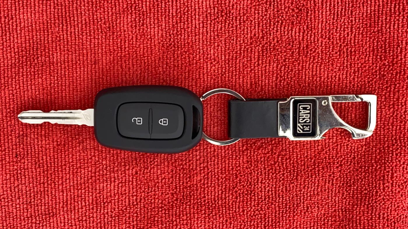 2021 Nissan MAGNITE XV EXECUTIVE, Petrol, Manual, 6,567 km, Key Close Up