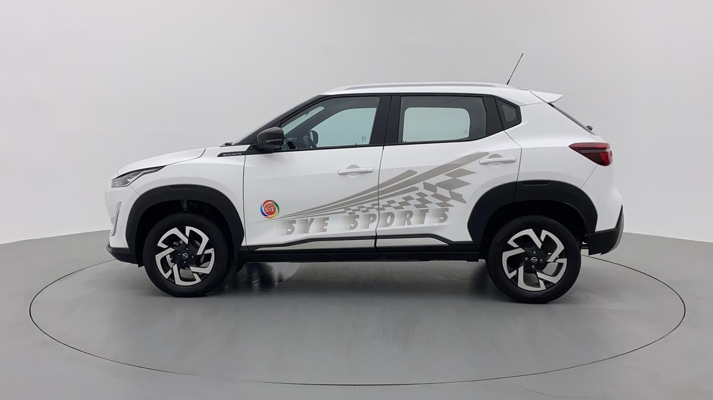 2021 Nissan MAGNITE XV EXECUTIVE, Petrol, Manual, 6,567 km, Left Side