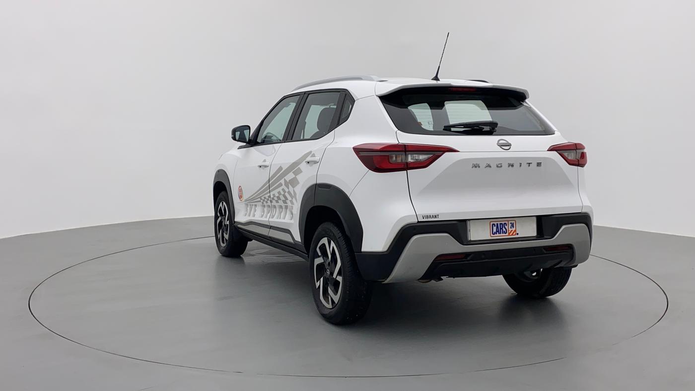 2021 Nissan MAGNITE XV EXECUTIVE, Petrol, Manual, 6,567 km, Left Back Diagonal