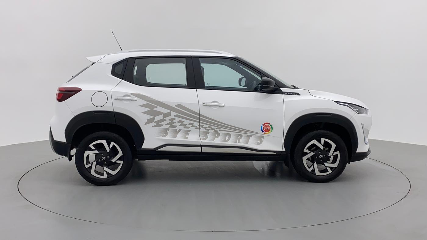 2021 Nissan MAGNITE XV EXECUTIVE, Petrol, Manual, 6,567 km, Right Side View