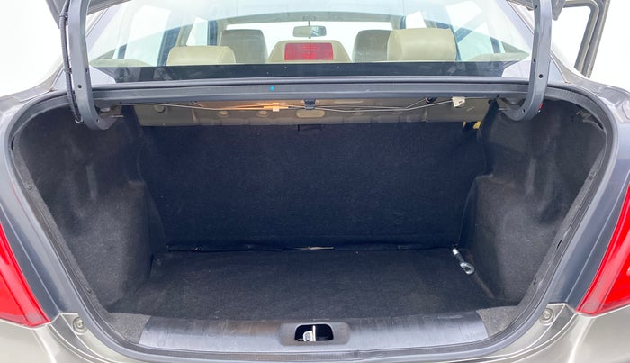 2015 Maruti Swift Dzire VXI 1.2 BS IV, Petrol, Manual, 30,260 km, Boot Inside