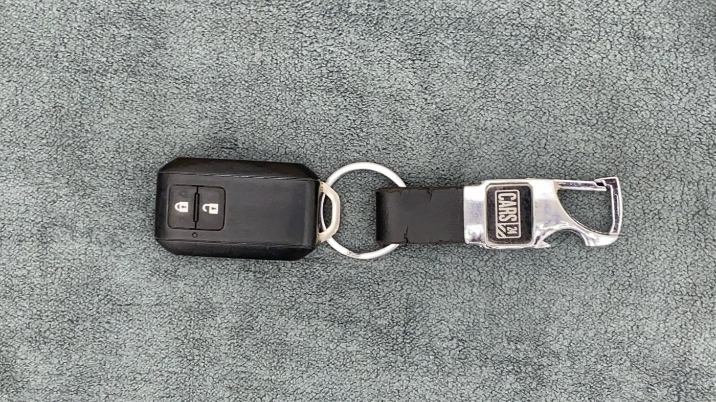 2018 Maruti Swift ZXI PLUS, Petrol, Manual, 60,852 km, Key Close Up