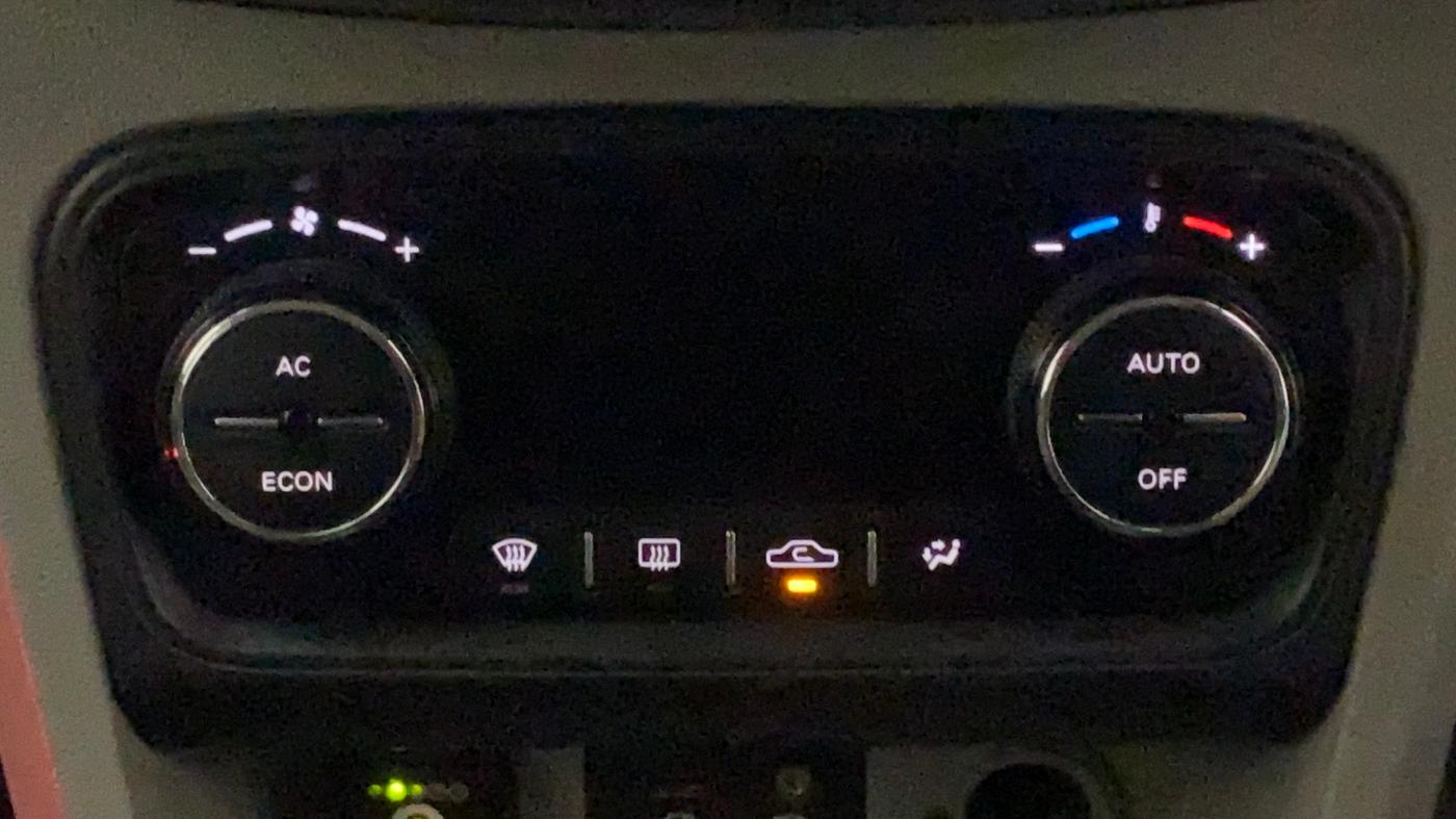 2018 Tata Tiago XZ PLUS PETROL, CNG, Manual, 36,638 km, Automatic Climate Control