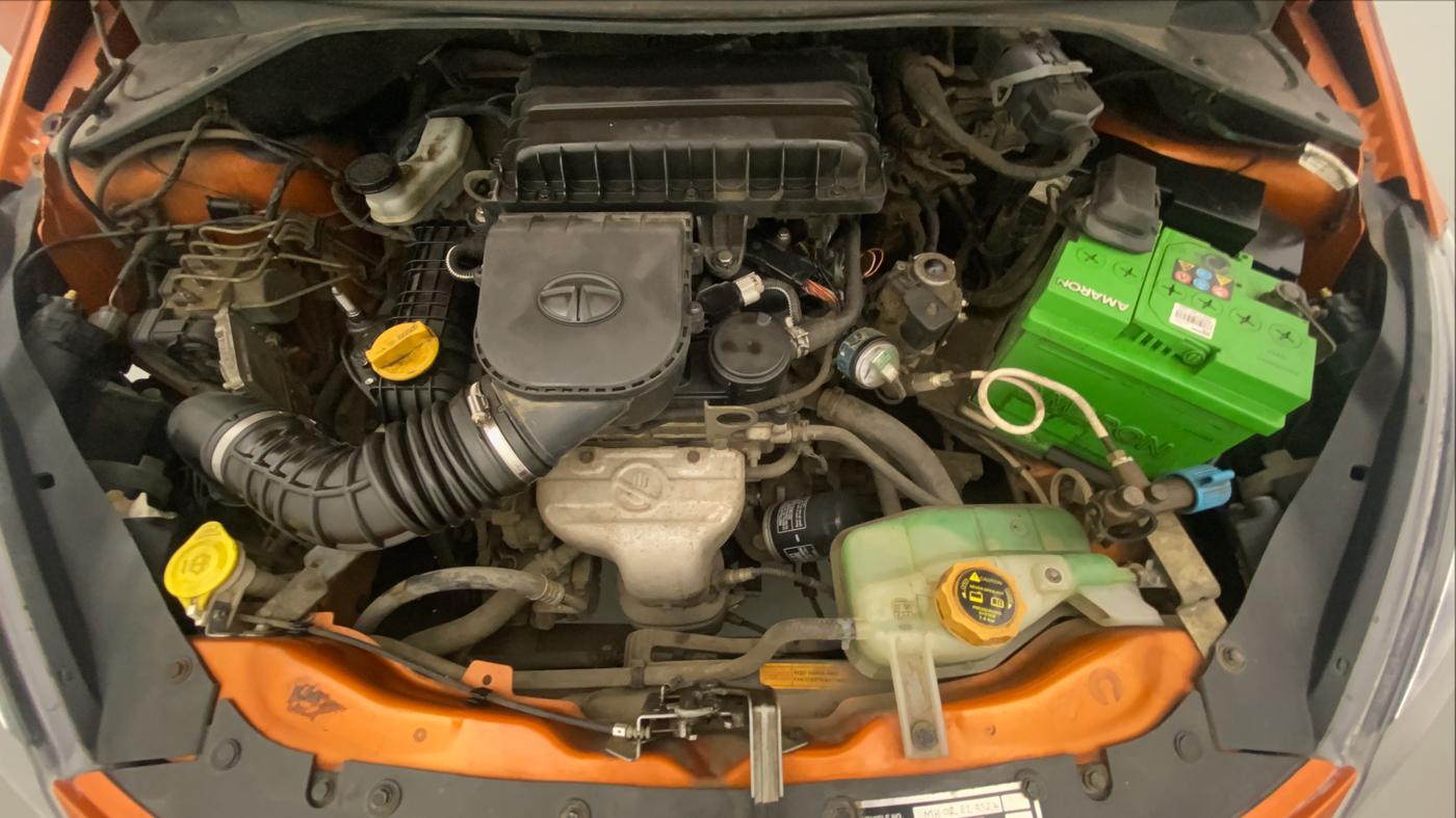 2018 Tata Tiago XZ PLUS PETROL, CNG, Manual, 36,638 km, Open Bonet