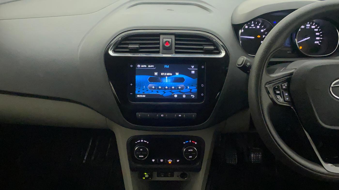 2018 Tata Tiago XZ PLUS PETROL, CNG, Manual, 36,638 km, Air Conditioner