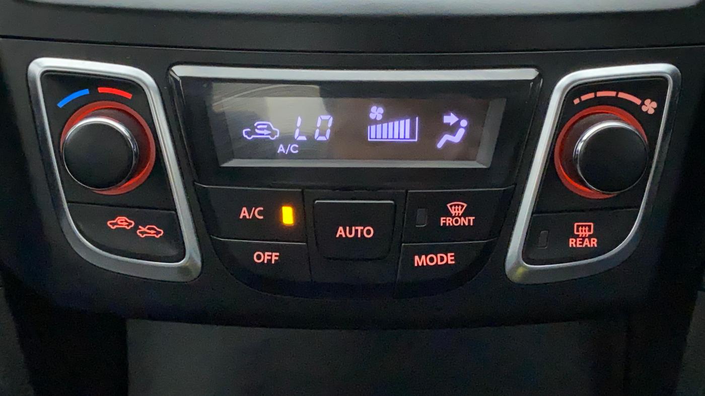 2016 Maruti Ciaz ZDI+ SHVS, Diesel, Manual, 76,136 km, Automatic Climate Control
