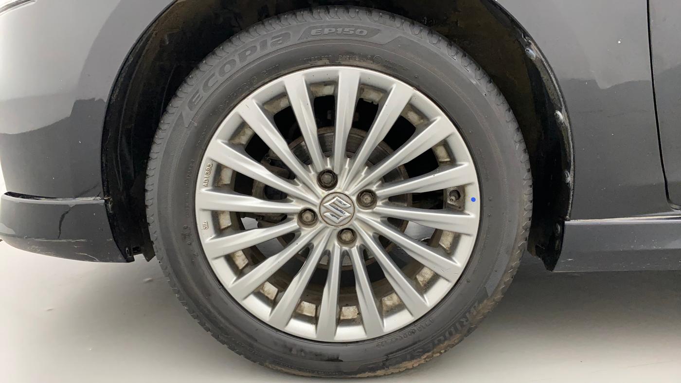 2016 Maruti Ciaz ZDI+ SHVS, Diesel, Manual, 76,136 km, Left Front Wheel