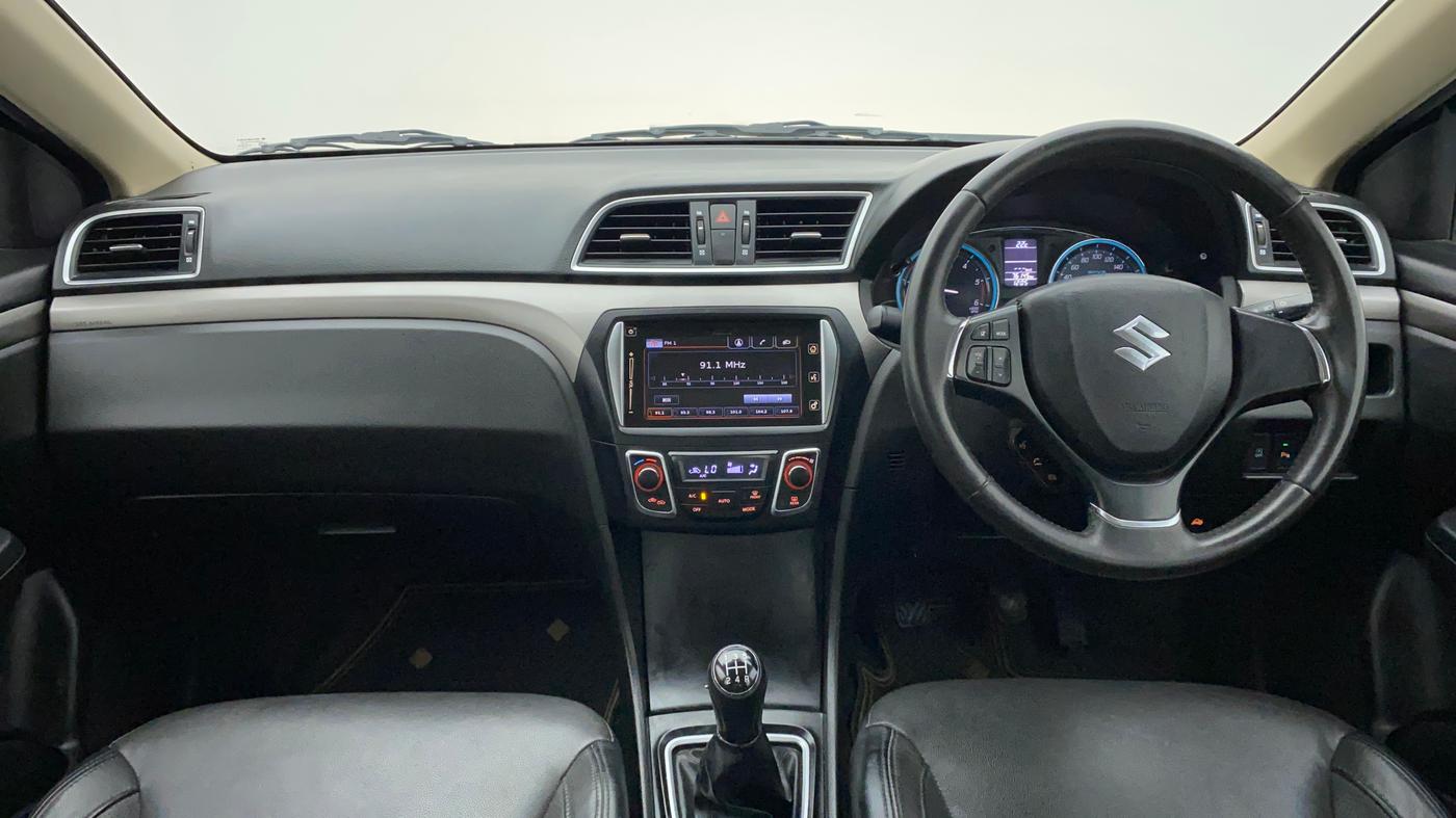 2016 Maruti Ciaz ZDI+ SHVS, Diesel, Manual, 76,136 km, Dashboard