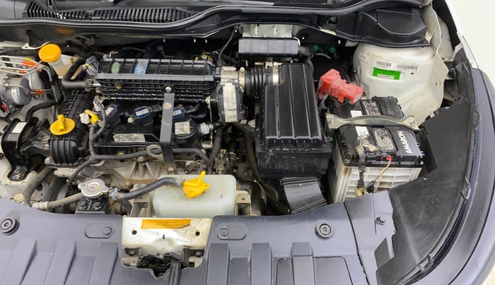 2024 Tata ALTROZ XZA + SUNROOF, Petrol, Automatic, 5,572 km, Engine View - Left