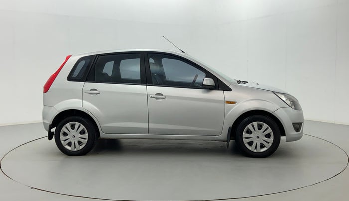 2010 Ford Figo 1.2 TITANIUM DURATEC, Petrol, Manual, 93,174 km, Right Side View