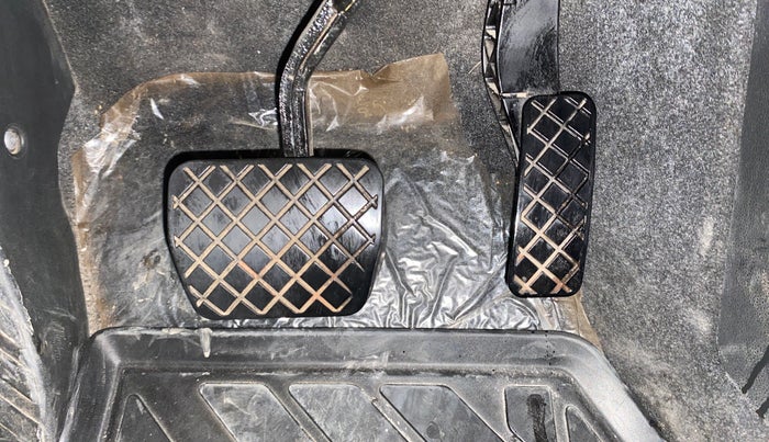 2021 Volkswagen TAIGUN TOPLINE 1.0 TSI AT, Petrol, Automatic, 53,441 km, Pedals