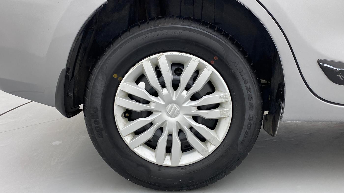 2020 Maruti Dzire VXI, Petrol, Manual, 20,057 km, Right Rear Wheel