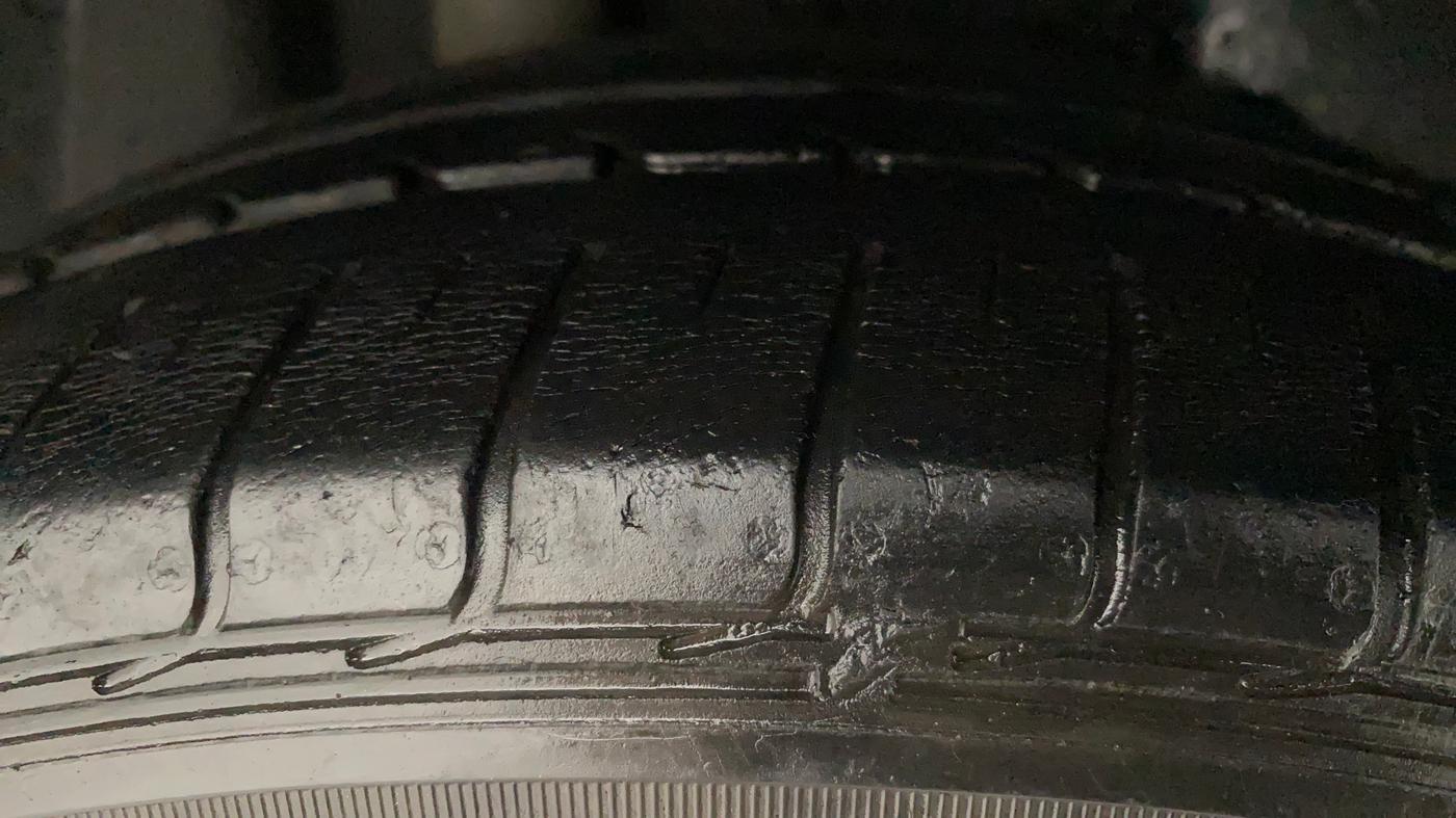 2018 Ford FREESTYLE TITANIUM PLUS 1.2 PETROL, Petrol, Manual, 27,772 km, Right Rear Tyre Tread