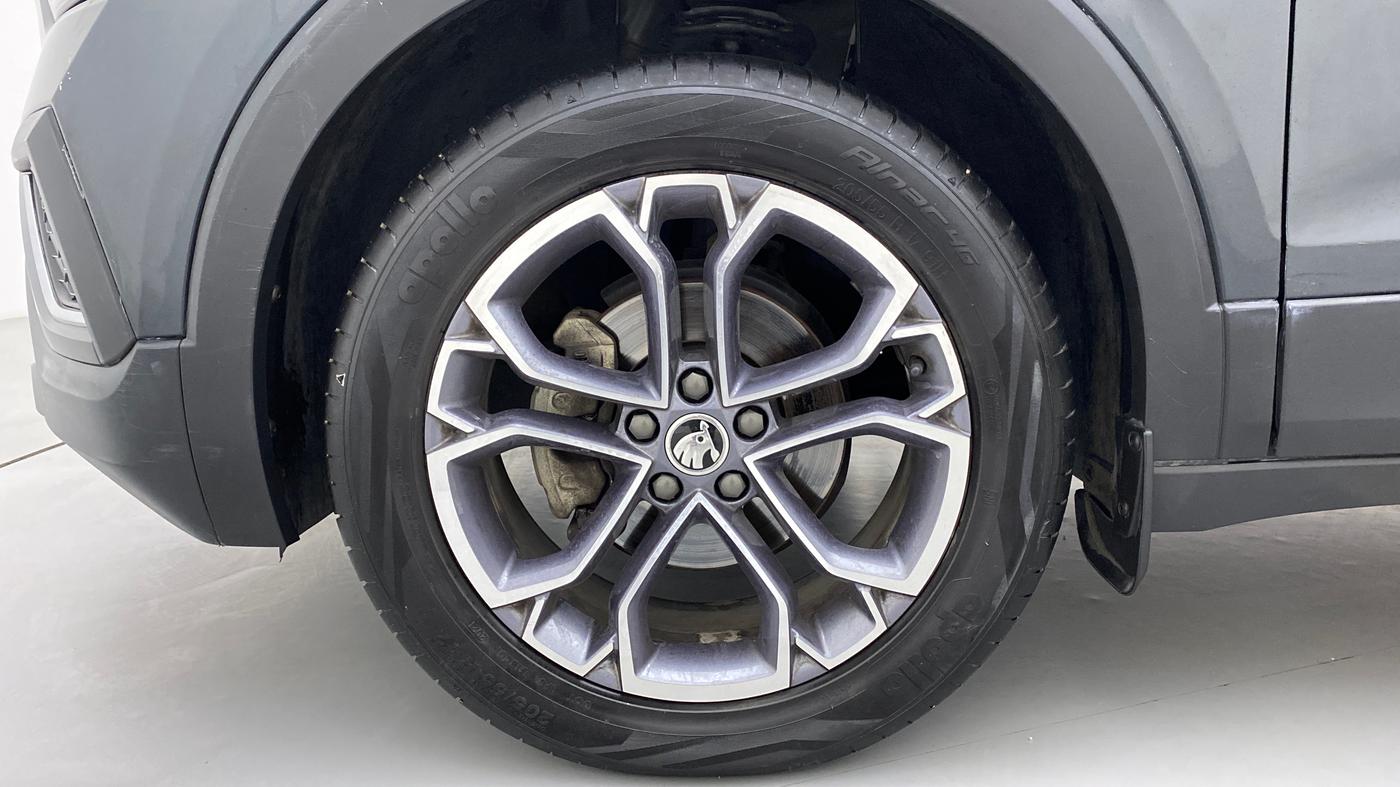 2021 Skoda KUSHAQ STYLE 1.0TSI AT, Petrol, Automatic, 14,897 km, Left Front Wheel
