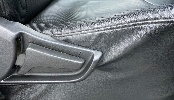 2019 Maruti S PRESSO VXI PLUS, Petrol, Manual, 21,065 km, Driver Side Adjustment Panel