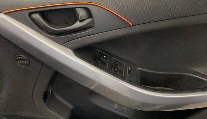 2021 Tata NEXON XM SUNROOF PETROL, Petrol, Manual, 69,427 km, Driver Side Door Panels Control