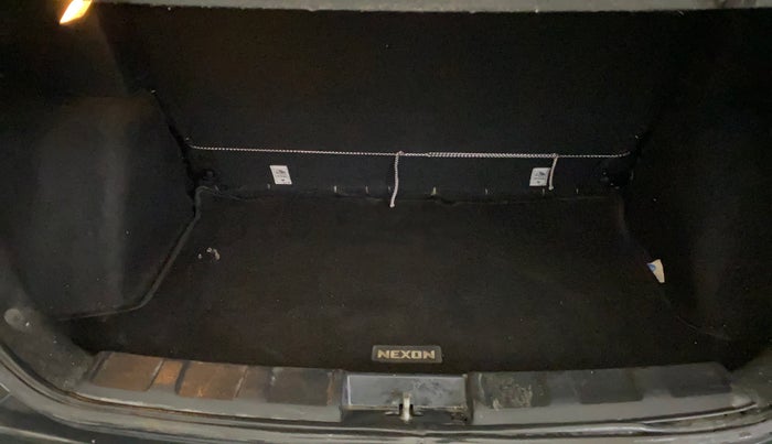 2021 Tata NEXON XM SUNROOF PETROL, Petrol, Manual, 69,427 km, Boot Inside