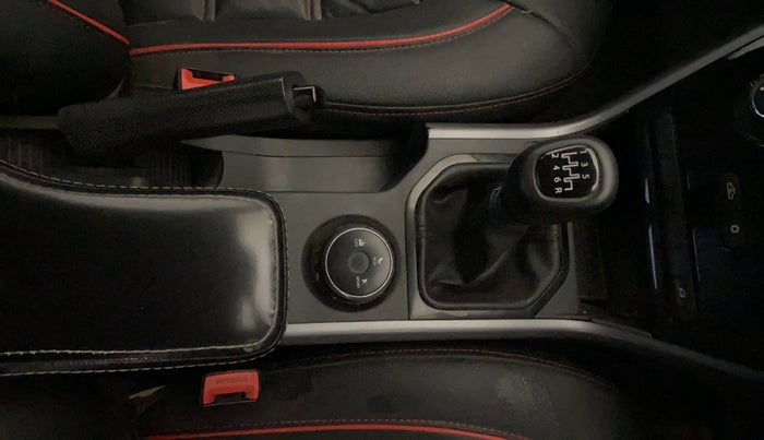 2021 Tata NEXON XM SUNROOF PETROL, Petrol, Manual, 69,427 km, Gear Lever