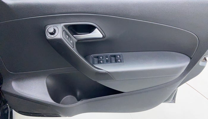 2017 Volkswagen Polo GT TSI 1.2 PETROL AT, Petrol, Automatic, 24,696 km, Driver Side Door Panels Control