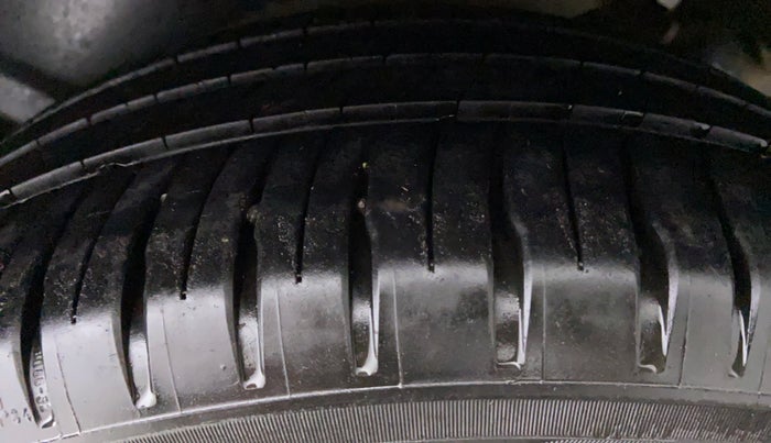 2017 Volkswagen Polo GT TSI 1.2 PETROL AT, Petrol, Automatic, 24,696 km, Left Rear Tyre Tread