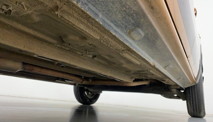 2019 Renault TRIBER RXZ, Petrol, Manual, 64,726 km, Right Side Underbody