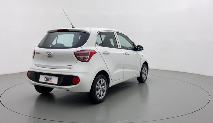 2017 Hyundai Grand i10 MAGNA 1.2 VTVT, Petrol, Manual, 36,733 km, Right Back Diagonal