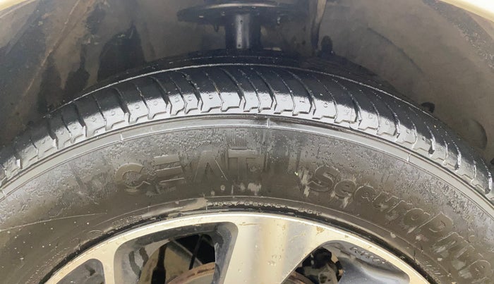 2021 Maruti Baleno ZETA PETROL 1.2, CNG, Manual, 74,299 km, Right Front Tyre Tread