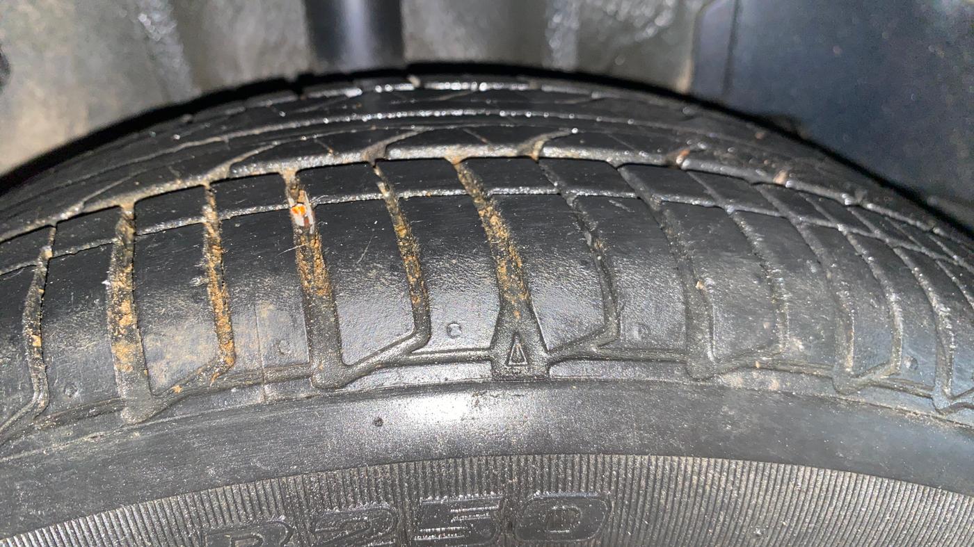2021 Tata TIGOR XZA PLUS PETROL, Petrol, Automatic, 22,504 km, Right Rear Tyre Tread