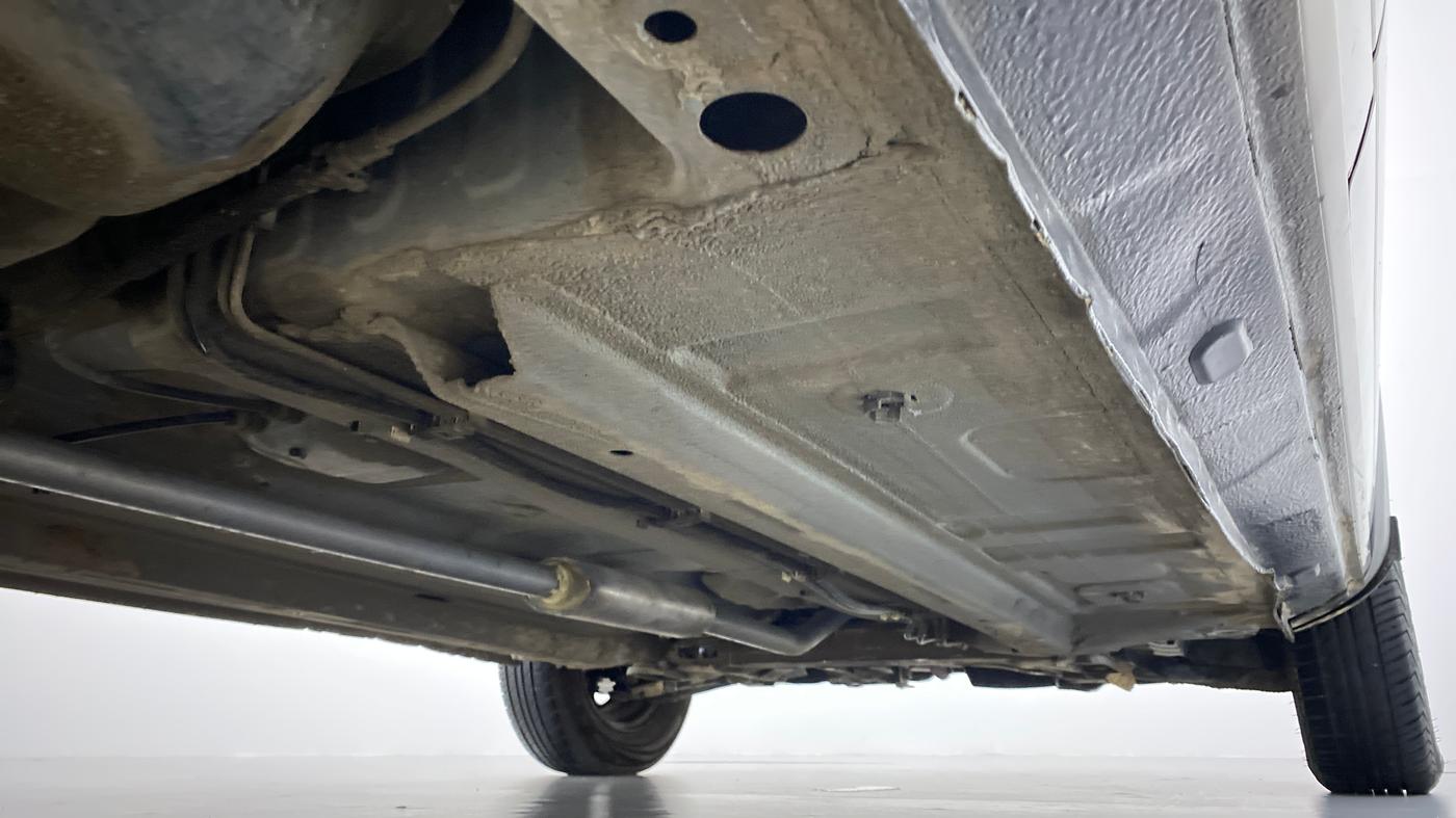 2017 Renault Kwid RXL, Petrol, Manual, 66,912 km, Right Side Underbody
