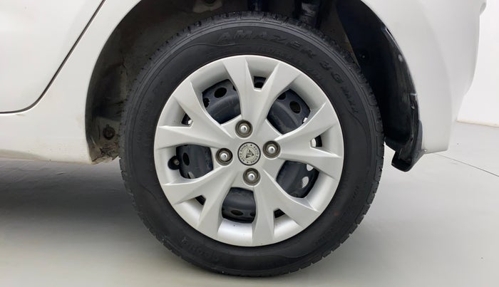2015 Hyundai Grand i10 MAGNA 1.2 KAPPA VTVT, Petrol, Manual, 16,097 km, Left Rear Wheel
