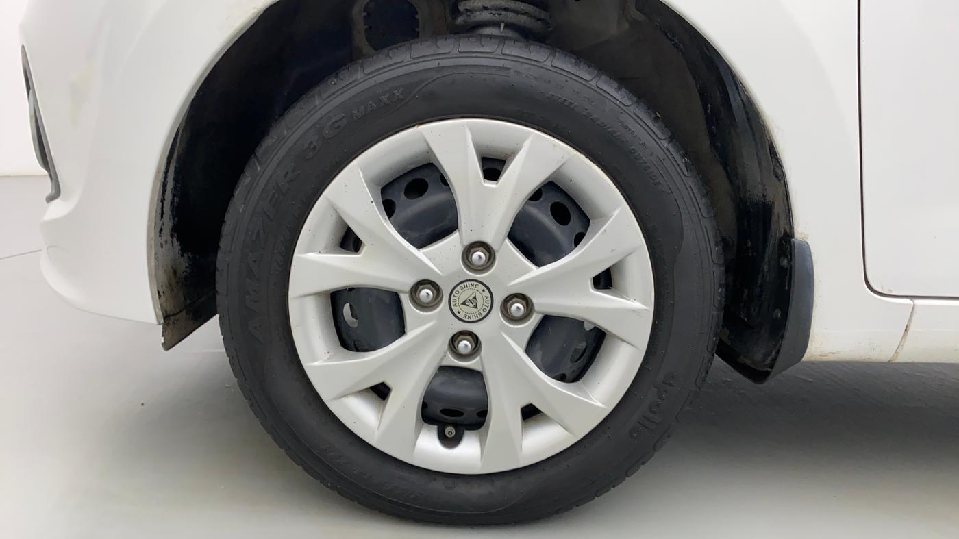 2015 Hyundai Grand i10 MAGNA 1.2 KAPPA VTVT, Petrol, Manual, 16,097 km, Left Front Wheel