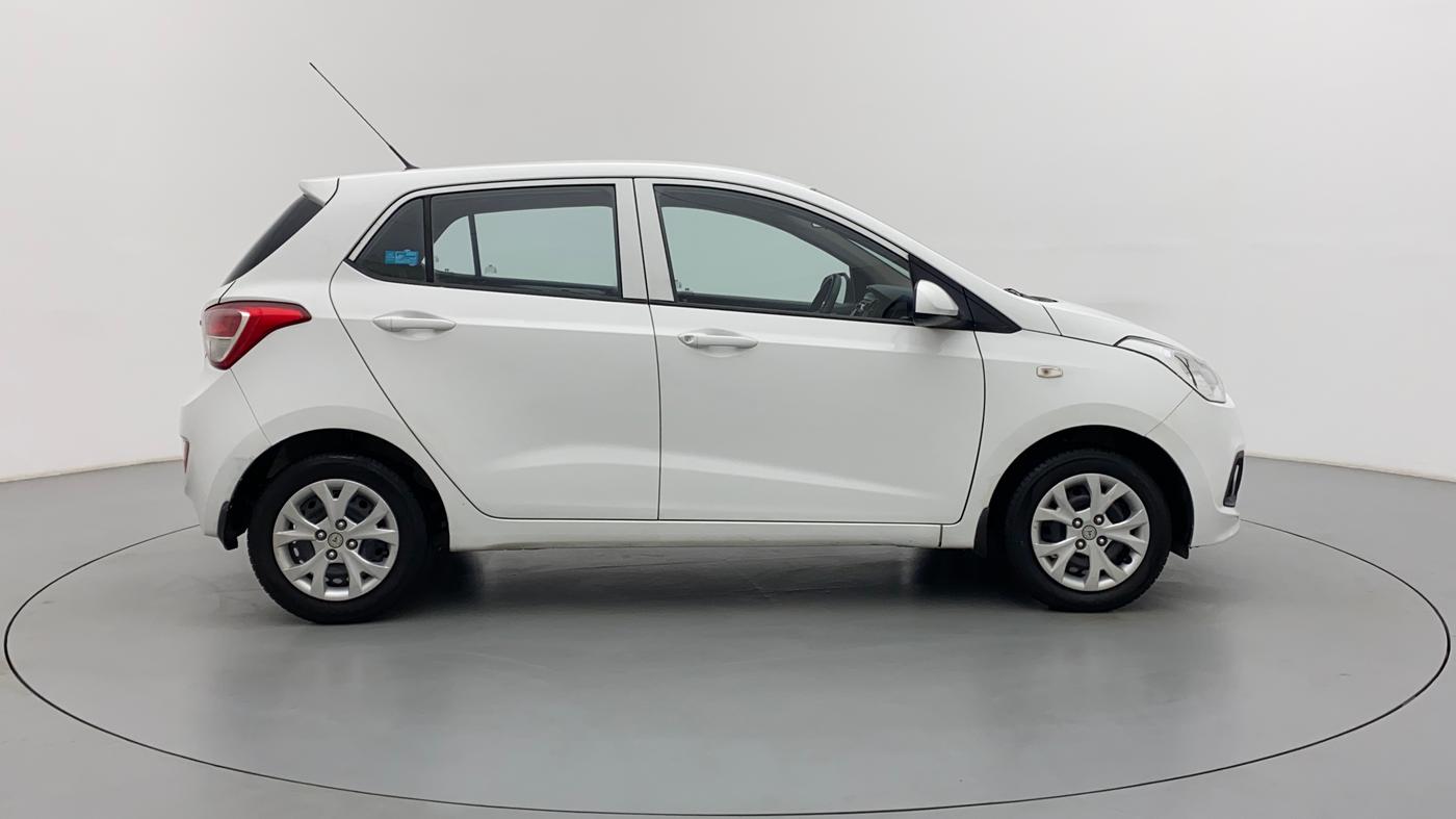 2015 Hyundai Grand i10 MAGNA 1.2 KAPPA VTVT, Petrol, Manual, 16,097 km, Right Side View